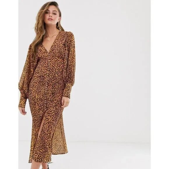 C/Meo Collective Apparent Long Sleeve Dress With An All Over Abstract Animal Pri - Picture 1 of 9
